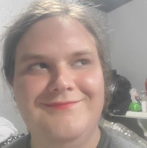 Meet your Posher, Hazel